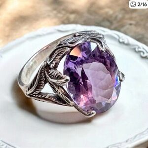 Vintage/Victorian Sterling silver amethyst ring size 8